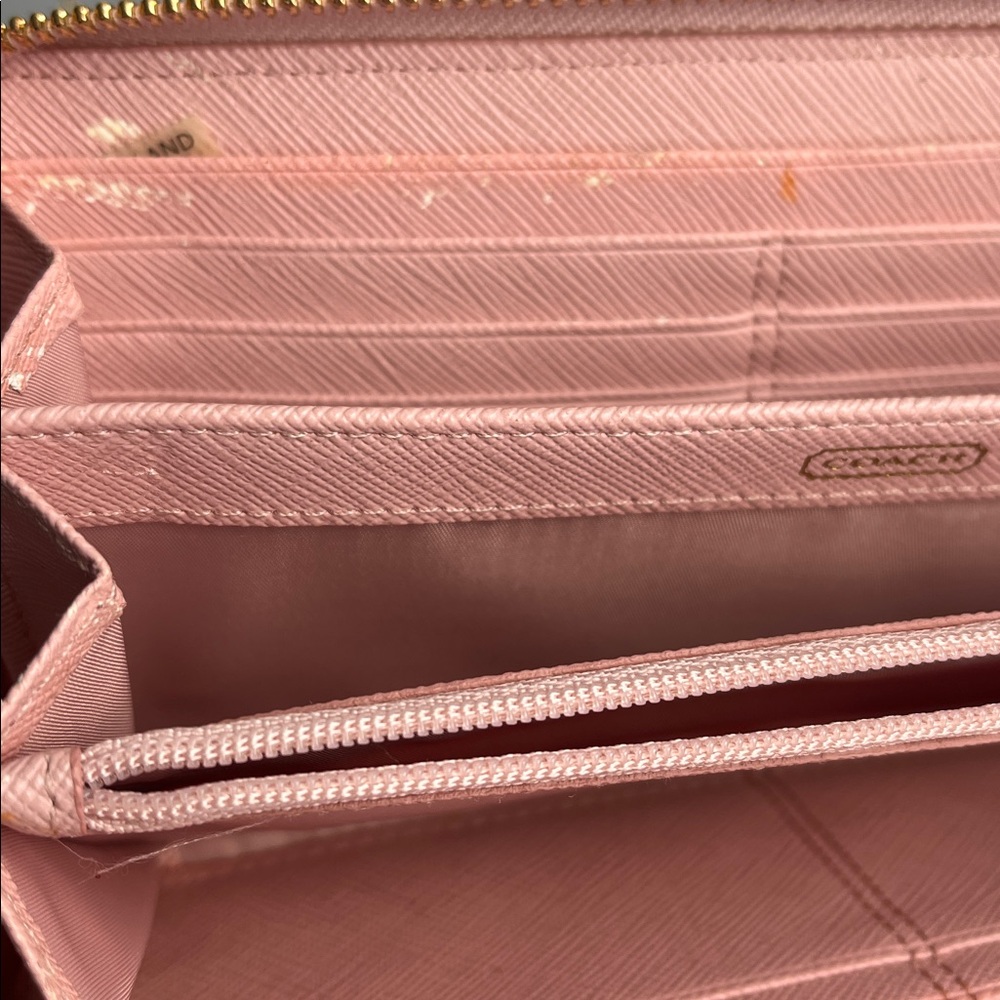 Coach Pink and Gold Heart Pattern Wallet - Picture 4 of 12